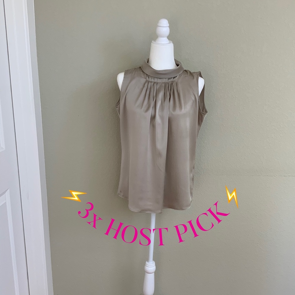 👉Beautiful VAN LAACK BLOUSE - Silk Sleeveless👈